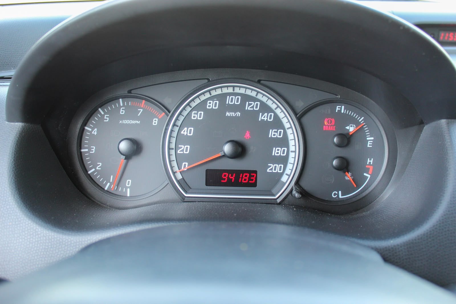 Suzuki Swift foto 9